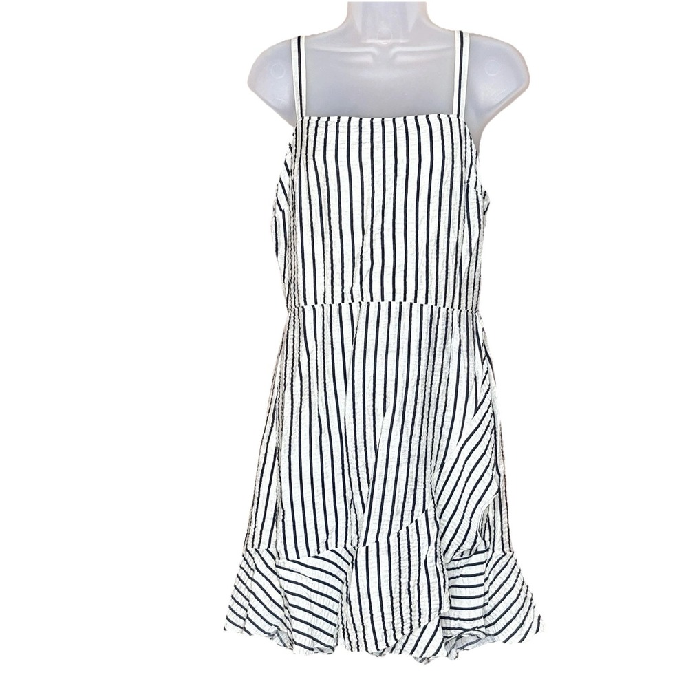 Express Dress Women M Black White‎ Striped Mini Coastal Chic Summer Resort Party